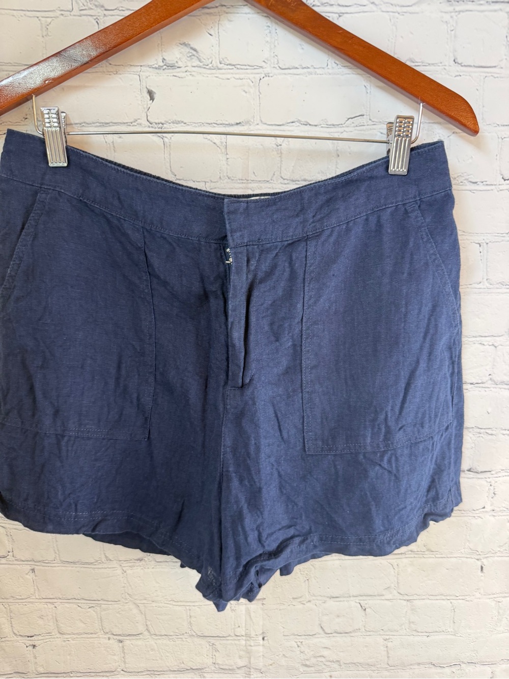 Nicole Miller Navy High-Waist Linen Blend Shorts